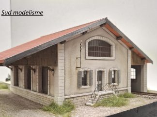 HO. Halle PLM 3 portes