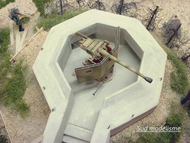 Baraque Militaire Modélisme Ferroviaire Outland Models - Échelle Z 1:220 - 167 Mm - Résine Et Plastique