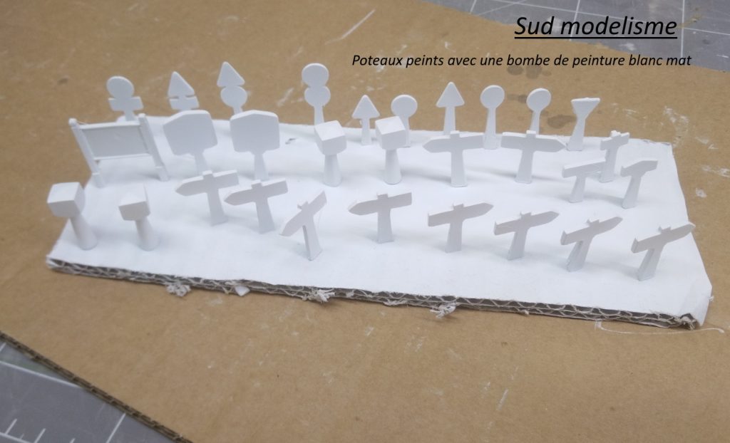 Maquette HO MKD - Poteaux Béton EDF - Réf 555 - Kit Non Assemblé - Édition Limitée